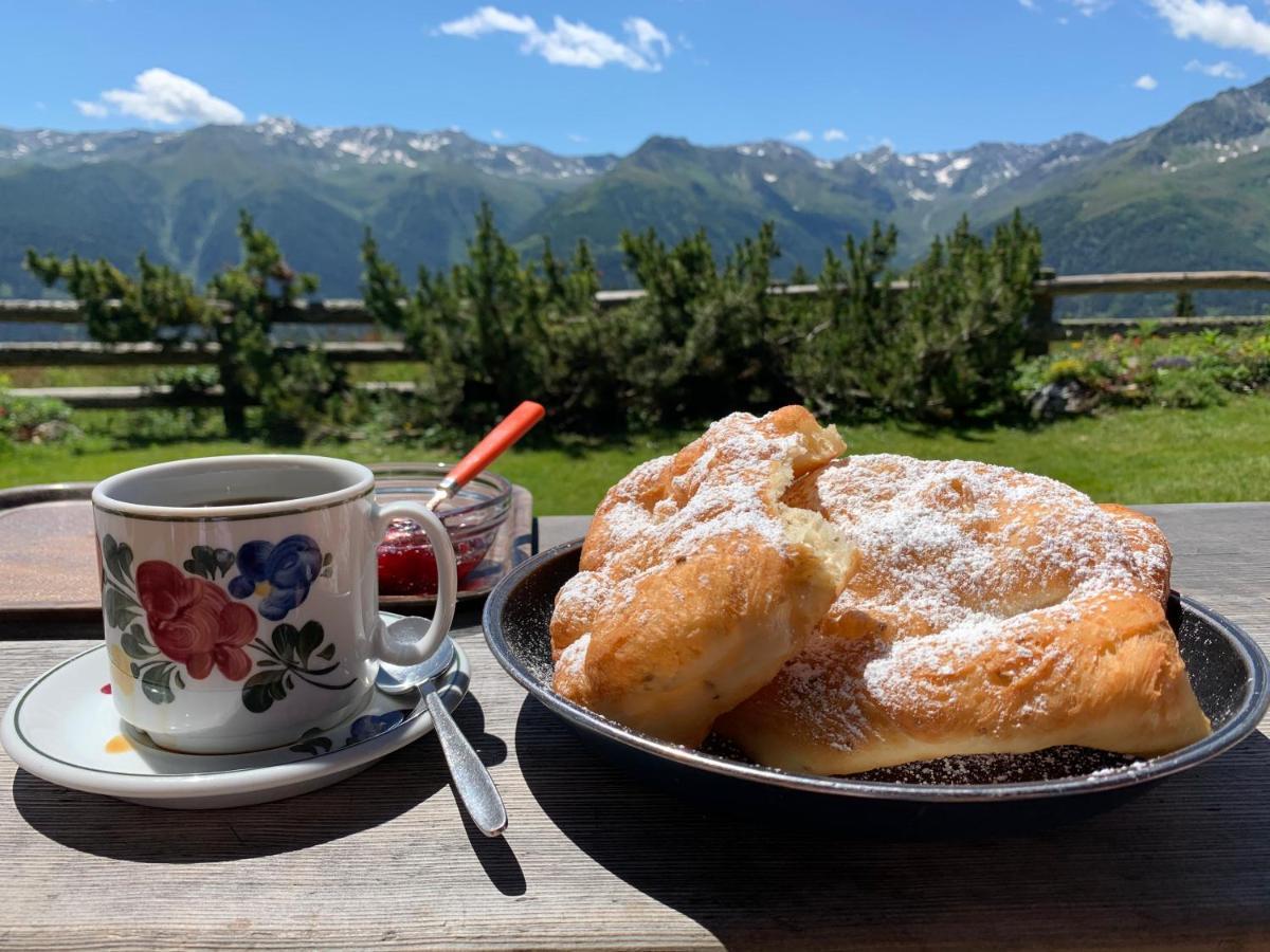 Haus Helga Lägenhet Lienz Exteriör bild