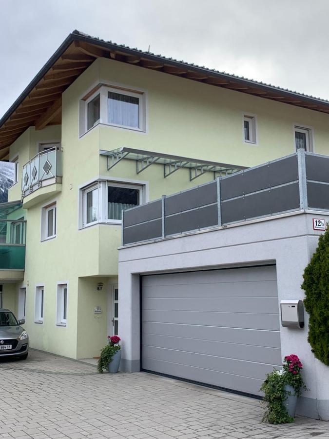 Haus Helga Lägenhet Lienz Exteriör bild